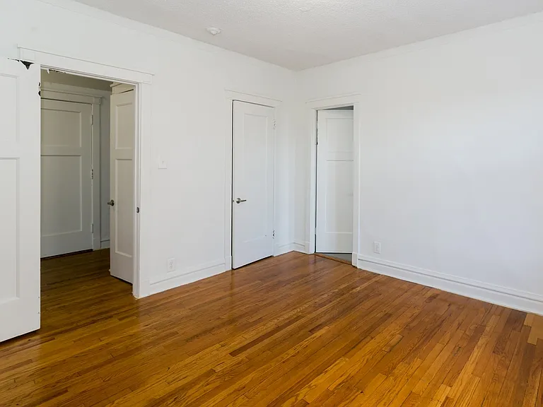 5452 S. Ellis Avenue — Photo 43