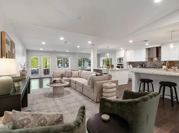 2945 N 47TH Place, Phoenix, AZ 85018