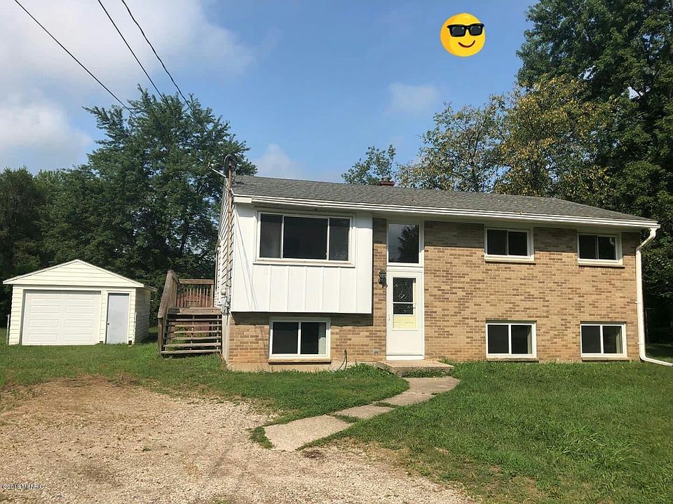 1st image of 318 Greenwood Ct