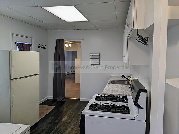 3rd image of 340 N Evans Ct