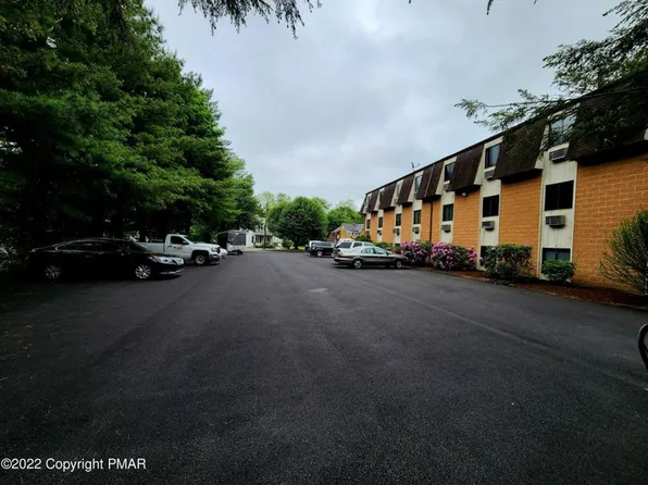 415 King Street, 415 King St APT 17, East Stroudsburg, PA 18301