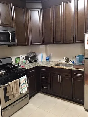 Rented by MQ Realty LLC | media 15