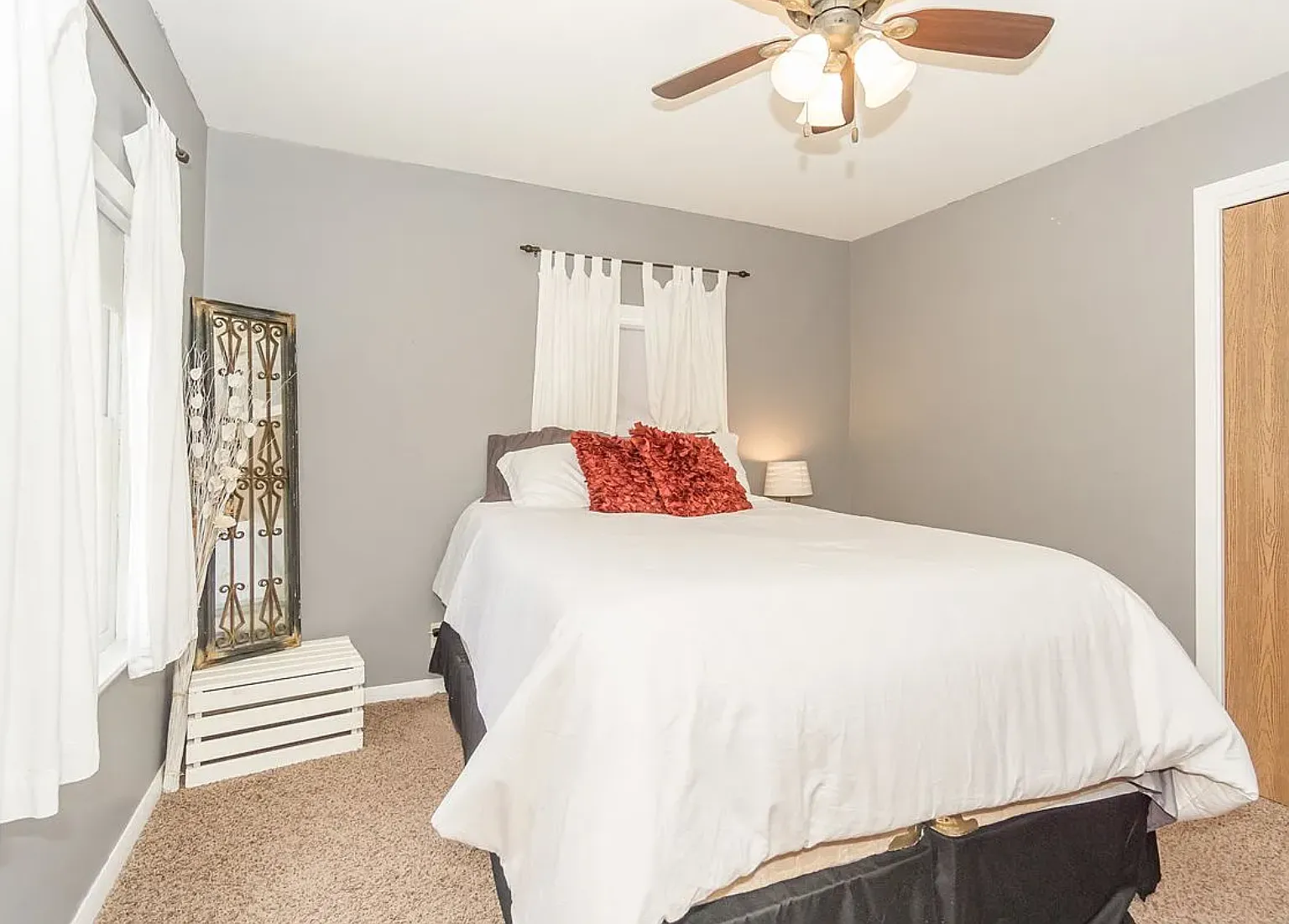 4 bed, 1650 sqft, $725 — Photo 2