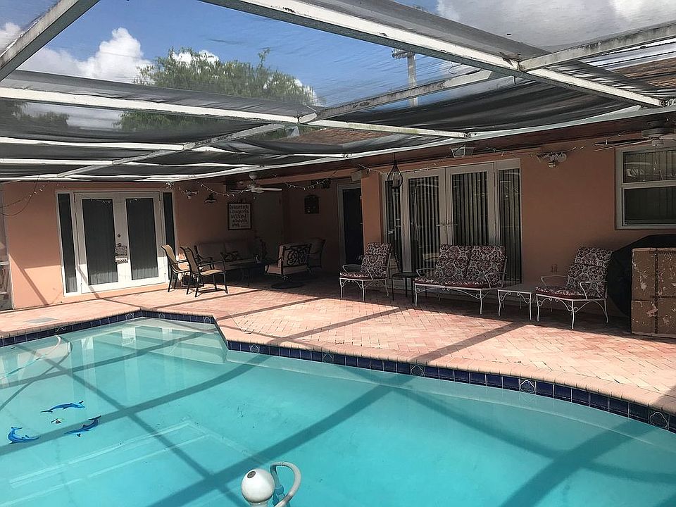 2nd image of 6790 SW 13th St
