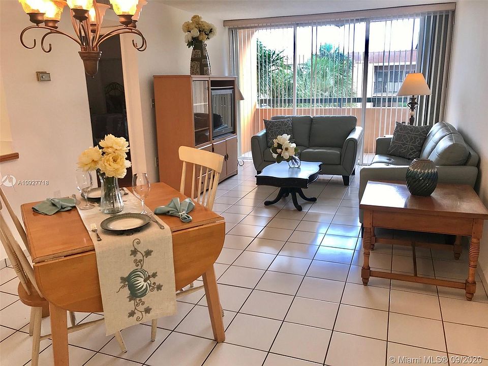 1st image of 802 NW 87th Ave APT 319