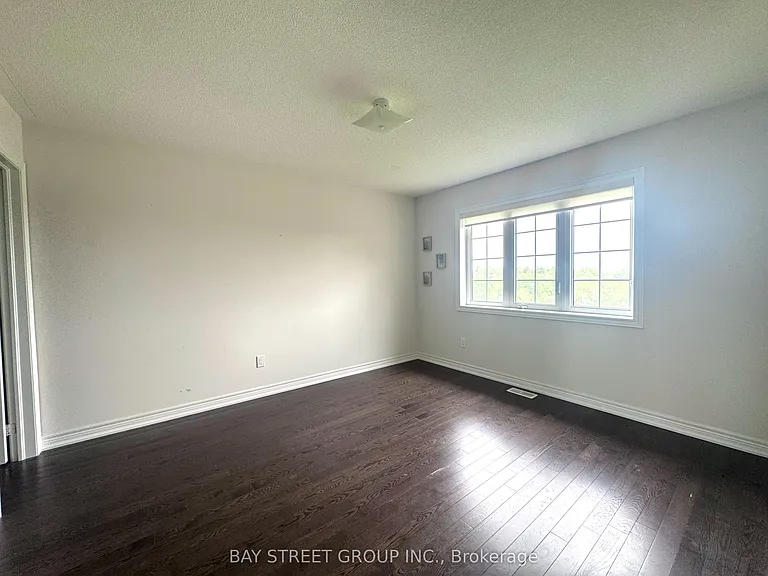 1003 Green St — Photo 18