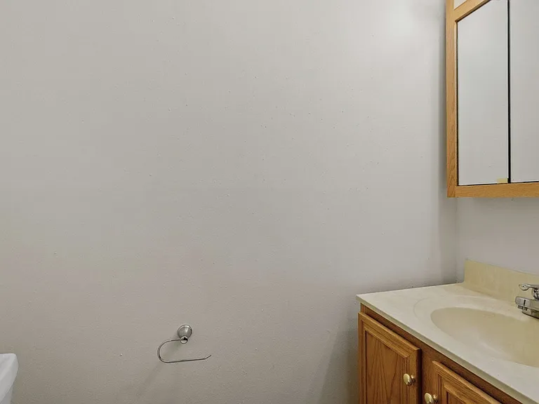 169 Williamsburg Ct — Photo 21