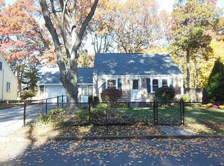 47 Pell Ave, Warwick, RI 02888