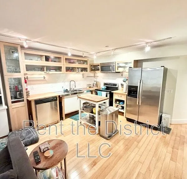 1350 Randolph St NW #1 — Photo 2