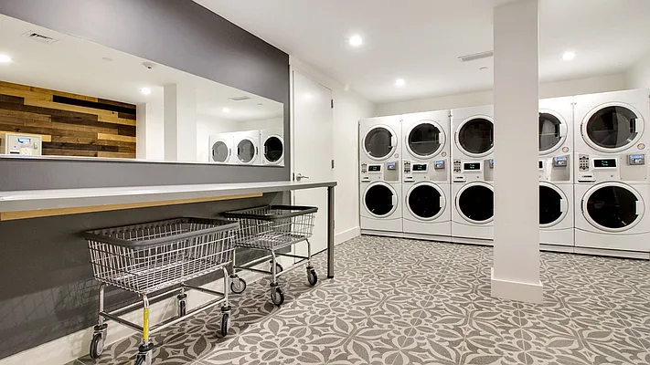 Rented by Nooklyn NYC LLC | media 21