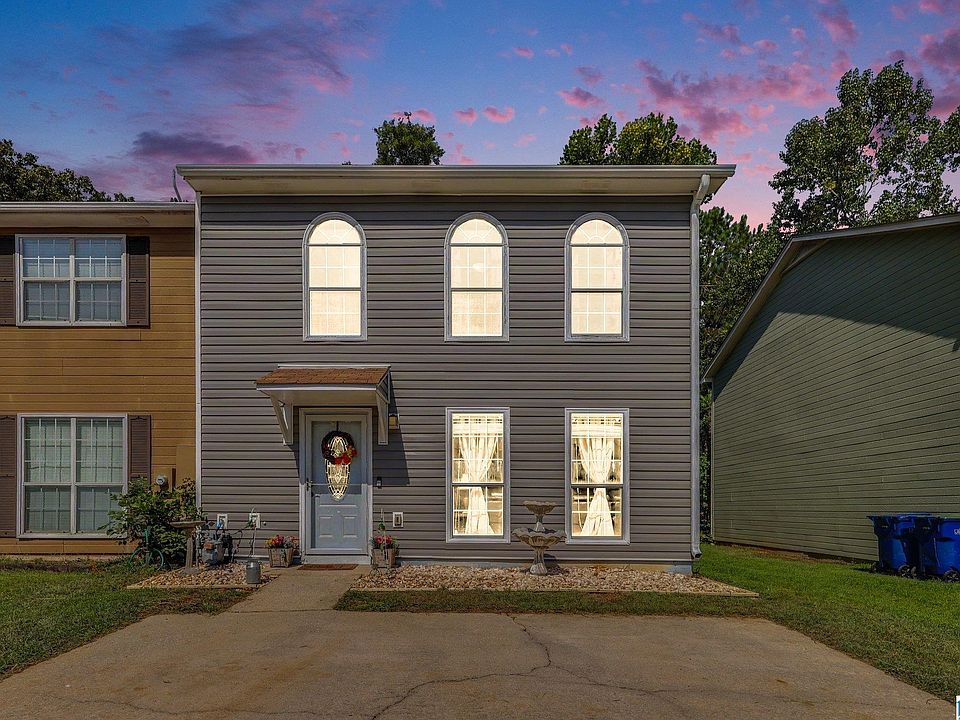 1st image of 225 Willow Point Cir