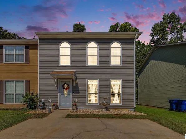 225 Willow Point Cir, Alabaster, AL 35007