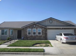 1382 National Dr, Lemoore, CA