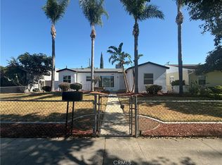 17046 Saticoy St, Van Nuys, CA 91406