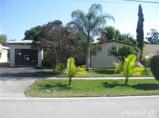 4240 NW 35th Ave, Lauderdale Lakes, FL 33309