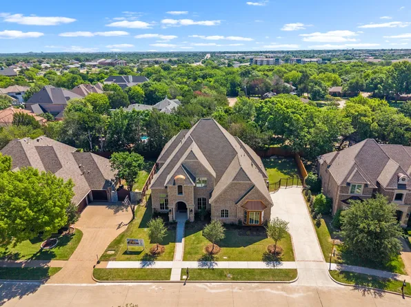 906 Beverly Cir, Cedar Hill, TX 75104