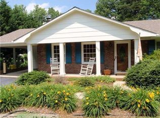 128 King Arthur Dr, King, NC 27021
