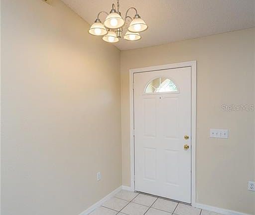 3rd image of 726 Stevelynn Cir