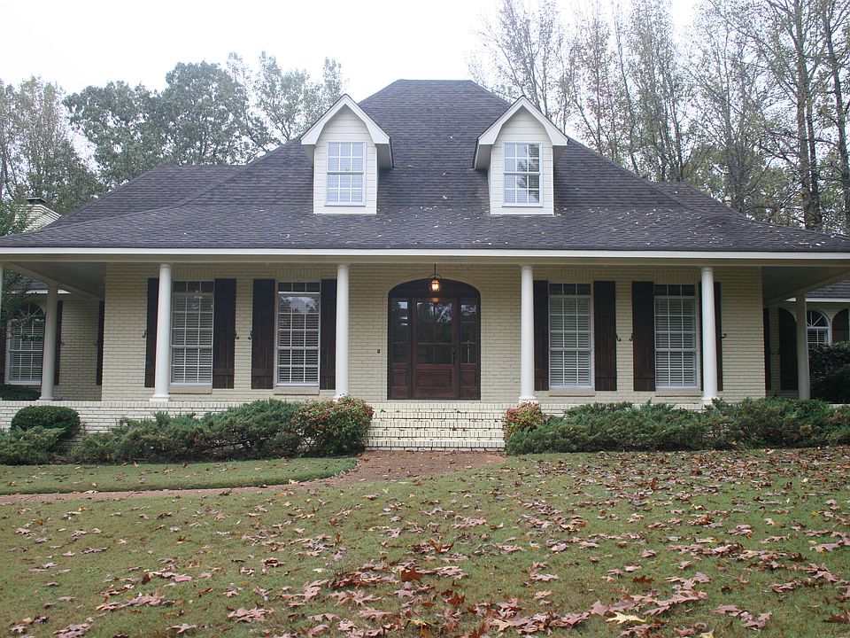 1st image of 3708 Lyles Dr