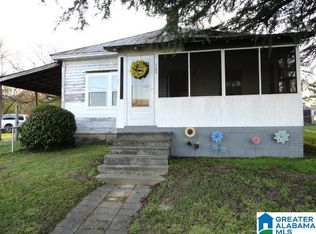 303 3rd St, Docena, AL 35060