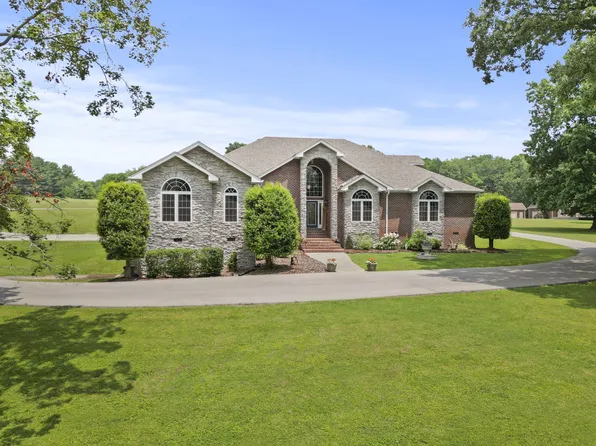 1011 Spears Way, Ridgetop, TN 37073