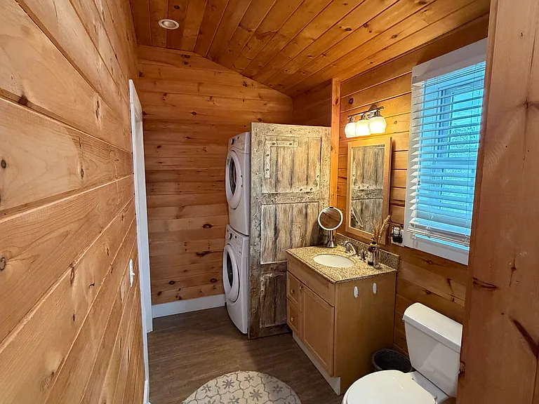302 Pine Point Rd #2 — Photo 9