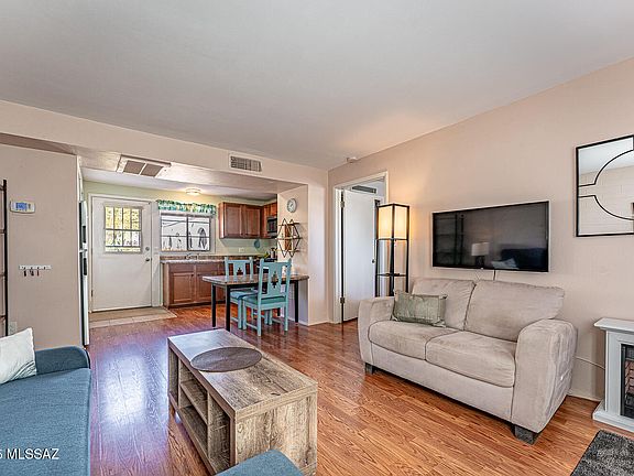 2nd image of 210 W Camino Manzana Unit A