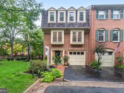 5155 Heritage Ln, Alexandria, VA, 22311