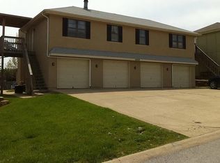 10009 NW Jones Dr APT D, Kansas City, MO 64152