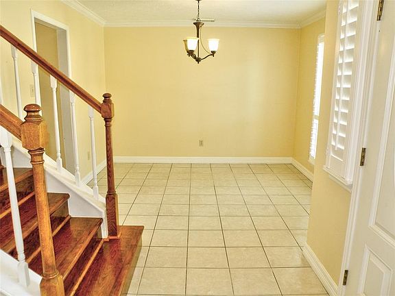 5th image of 4911 Stone Harbor Dr