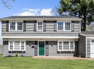 33 Hillcrest Ln, Willingboro, NJ