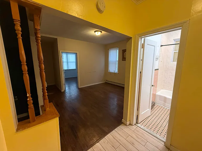 315 N 12th St #1 — Photo 5