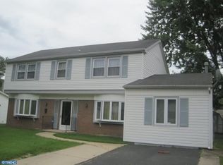 46 Garland Ln, Willingboro, NJ 08046