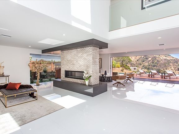 4th image of 7524 Devista Dr