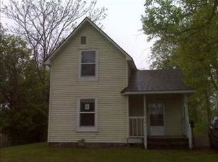 112 S Disbrow St, Cassopolis, MI 49031