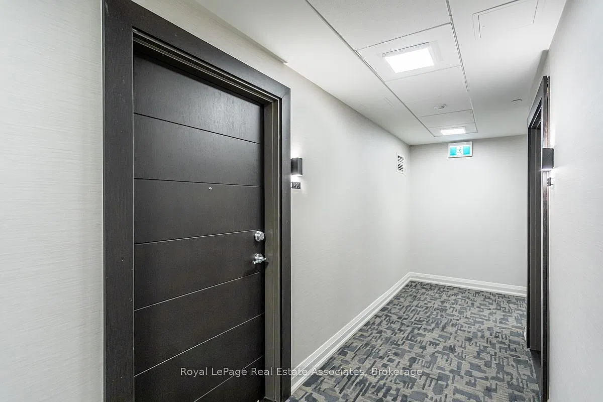 2 bed, $2,350 — Photo 4