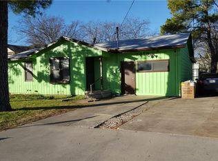 2619 N Elm St, Denton, TX 76201