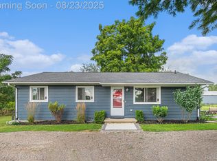 4945 Owosso Rd, Fowlerville, MI 48836