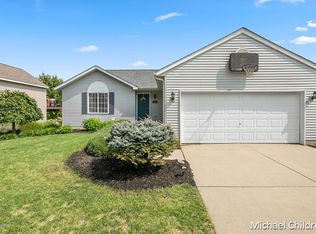 164 Rollingwood Dr NE, Rockford, MI