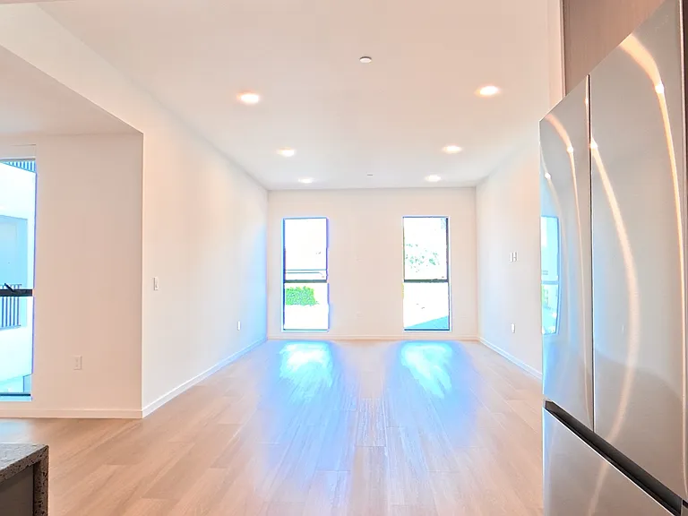 5119 Colfax Ave #201 — Photo 14