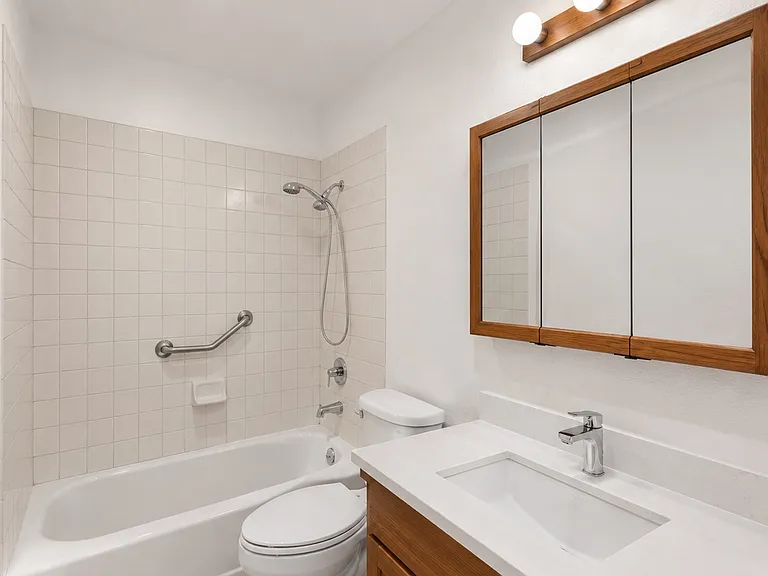 7770 Blue Spruce Way — Photo 3