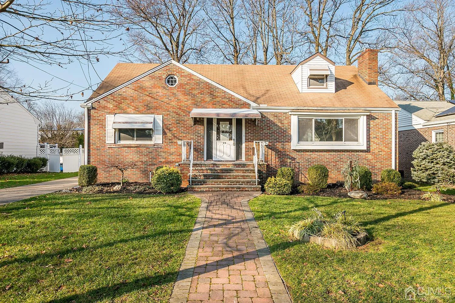 29 Ethel Pl photo 1