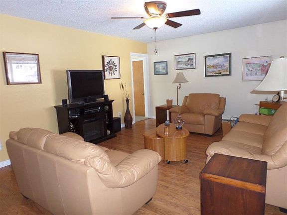 2nd image of 421 Haines Ave
