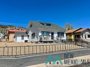844 S 5th St, Raton, NM 87740