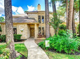 18314 Lake Oaks Dr, Spring, TX 77388