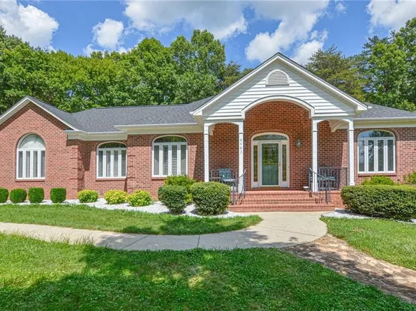 9481 Helsabeck Rd, Rural Hall, NC 27045