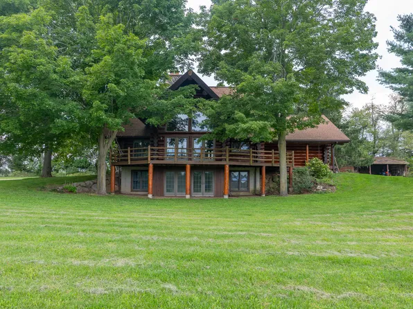 12680 Day Rd, Hudson, MI 49247