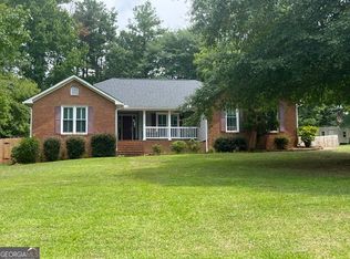 106 Cambridge Dr S, Milledgeville, GA 31061