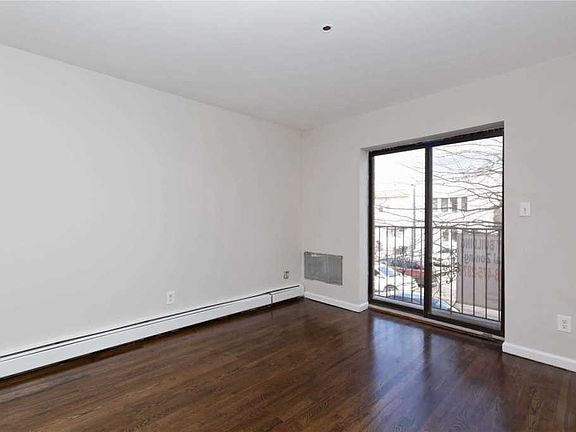 3rd image of 39-18 108th St #39-18