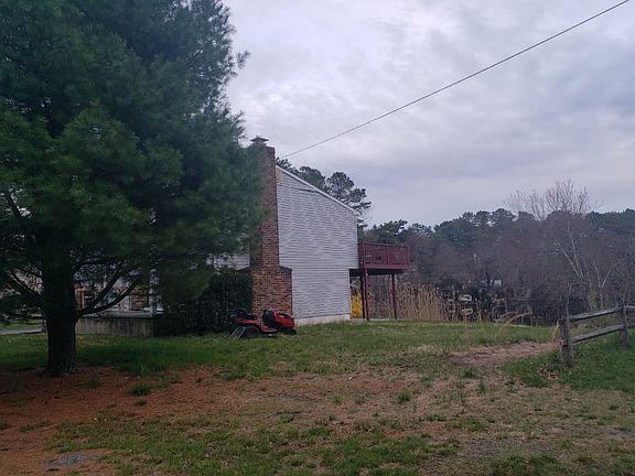 3rd image of 7 Pheasant Dr